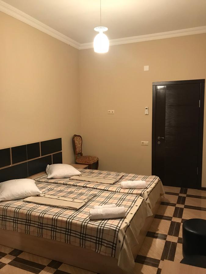 Holiday House Batumi Eksteriør bilde