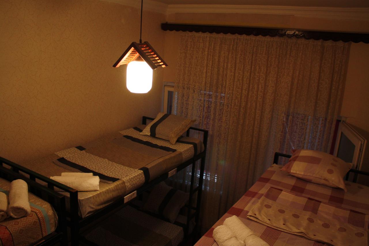 Holiday House Batumi Eksteriør bilde